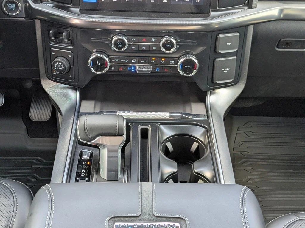 New 2026 Avalanche Ford Platinum image 18