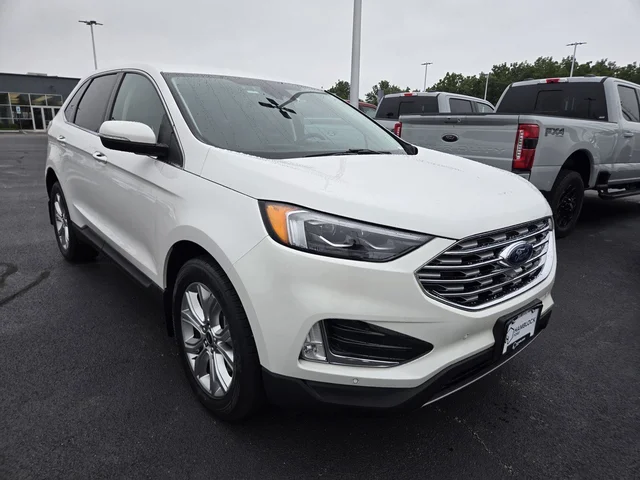 2023 Ford Edge Titanium