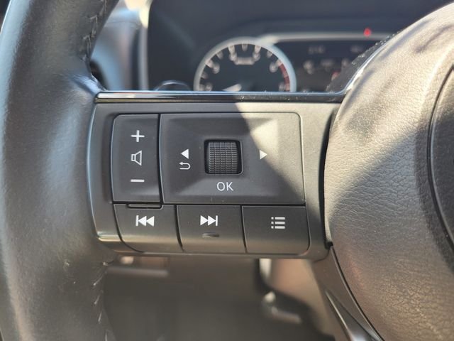 Used 2023 Gray Nissan SL image 28