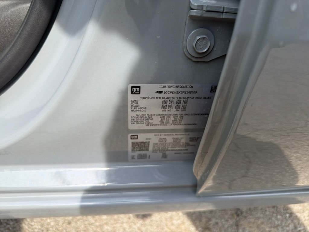 Used 2024 Gray Chevrolet LT image 24