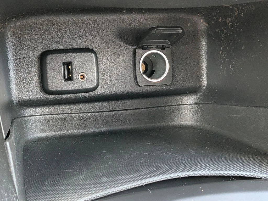 Used 2018 Black Chevrolet LT image 20