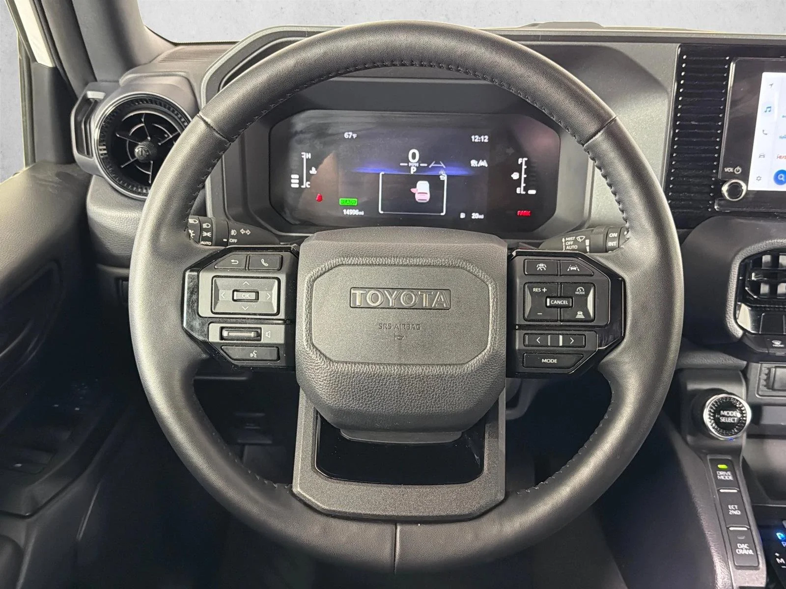 Used 2025 White Toyota 1958 image 23