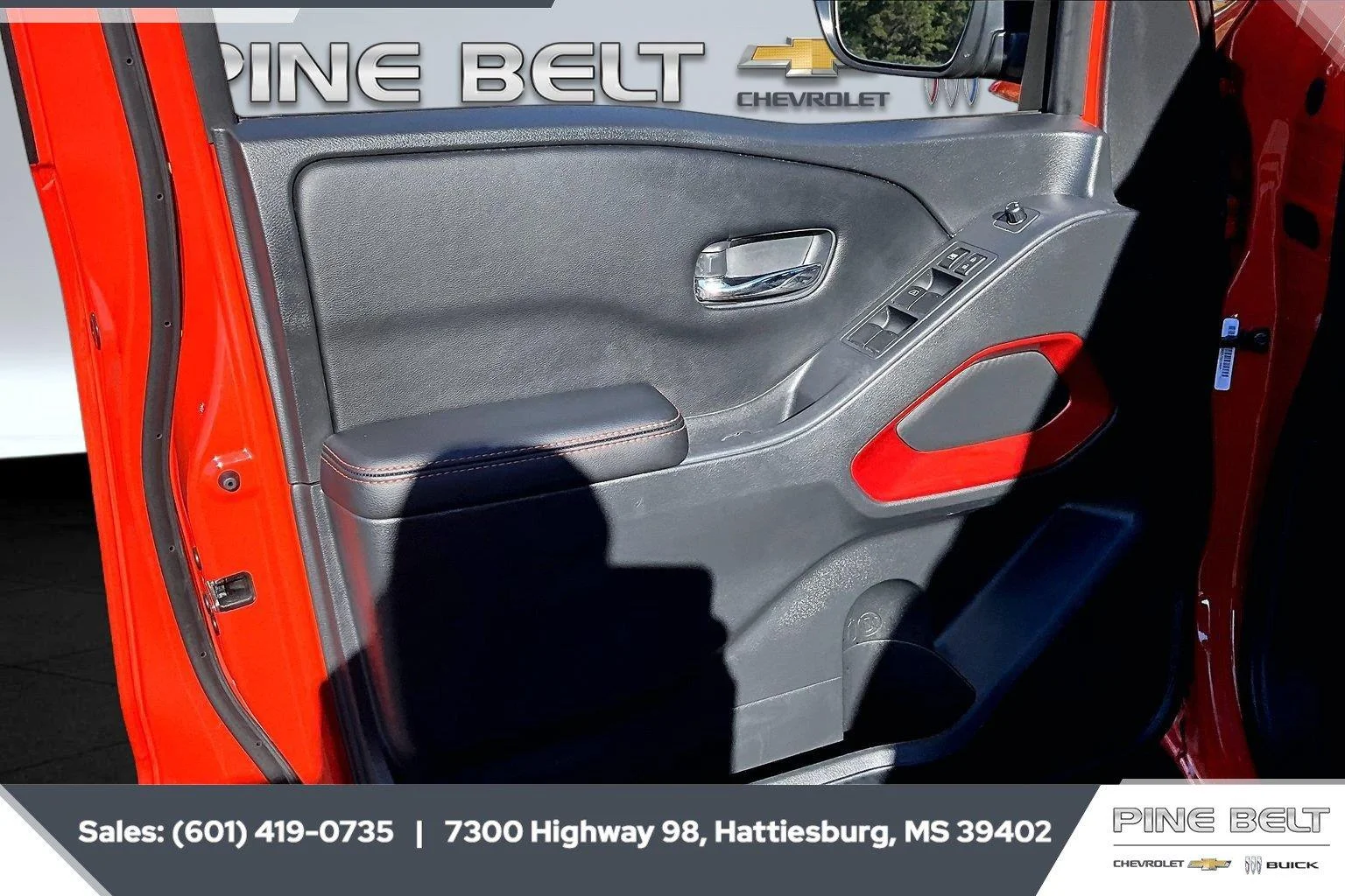 Used 2025 Afterburn Orange Nissan PRO-4X image 18