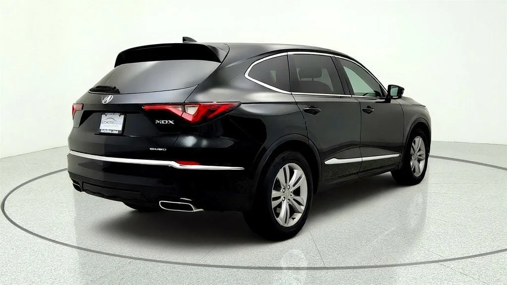 Used 2024 Majestic Black Pearl Acura SH-AWD image 5