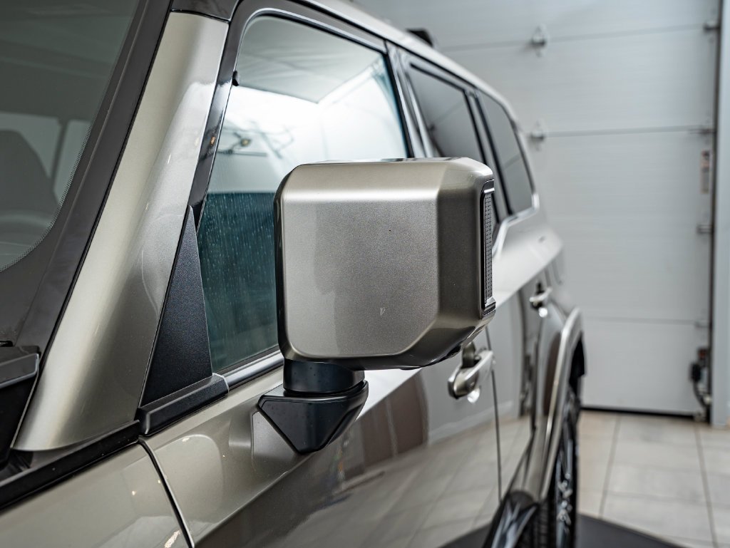 Used 2024 Silver Lexus 550 Luxury+ image 9