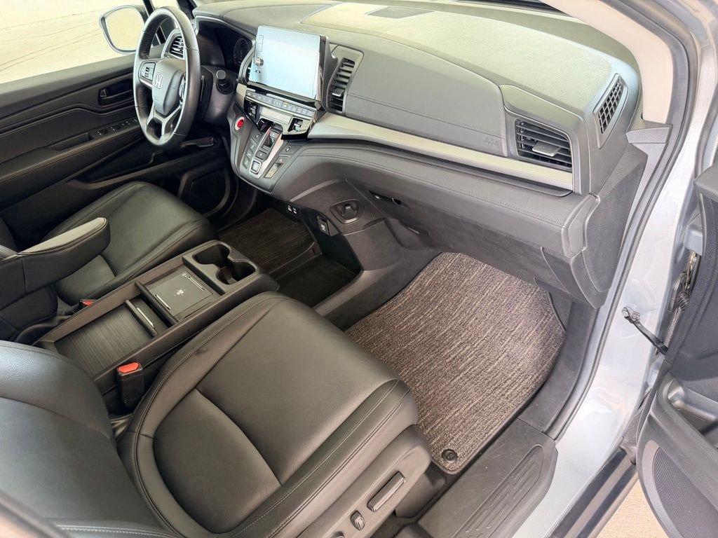 Used 2025 Blue Honda EX-L image 36