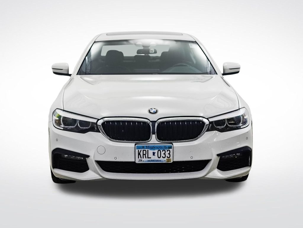 Used 2019 Alpine White BMW 530i xDrive image 7