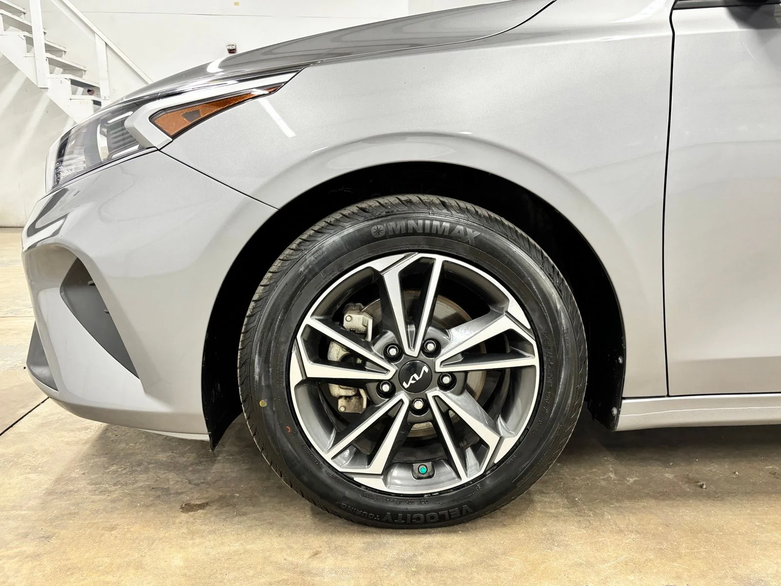 Used 2023 Gray Kia LXS image 10