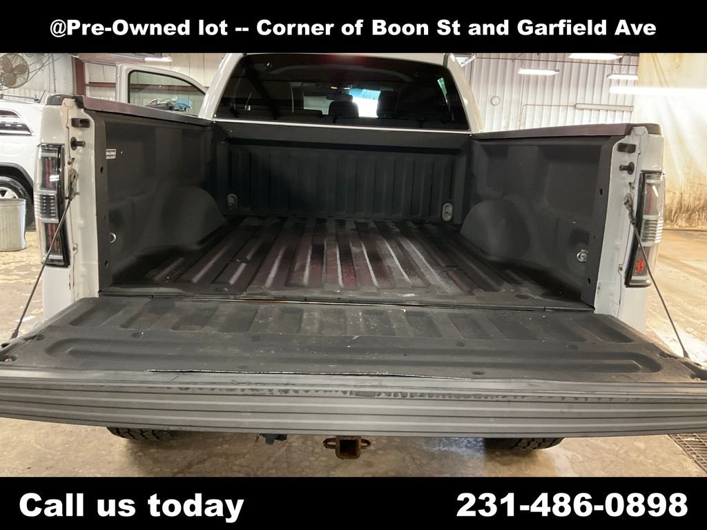 Used 2014  Ford XL image 28