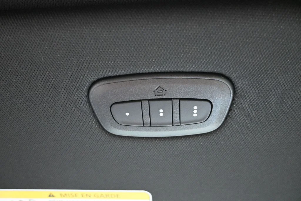 New 2026 High Gloss Black Exterior Paint Jeep Limited Altitude image 23