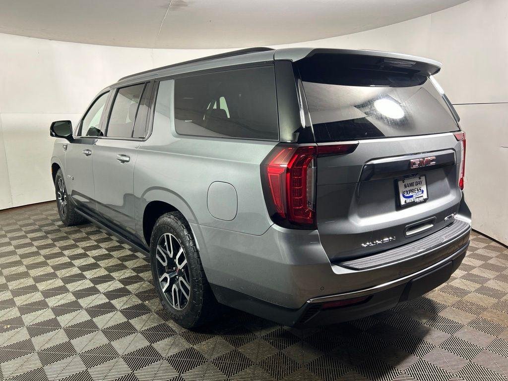 Used 2023 Sterling Metallic GMC AT4 image 11