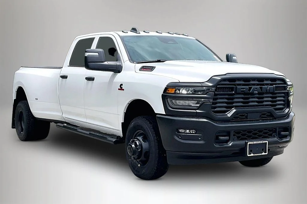 New 2026 Bright White Clear-Coat Exterior Paint RAM Tradesman image 1