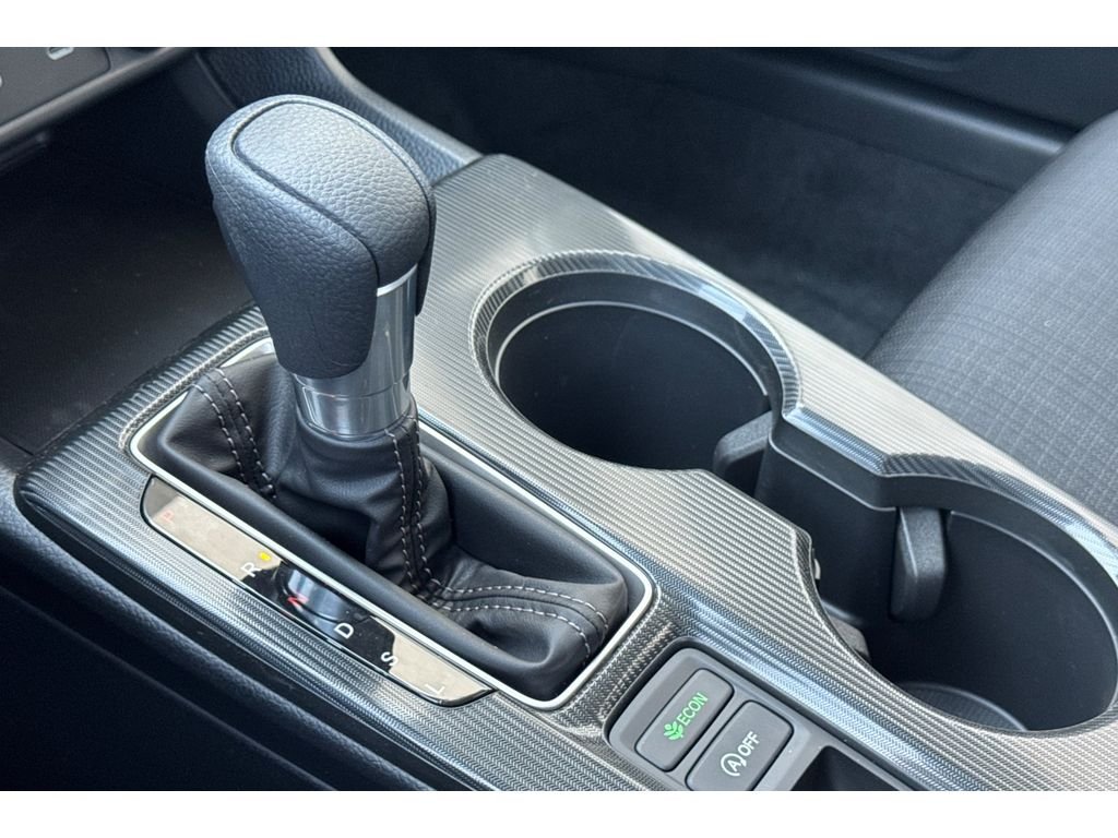 New 2026 Platinum White Pearl Honda LX image 44