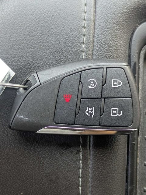 Used 2022 Black Chevrolet LS image 32
