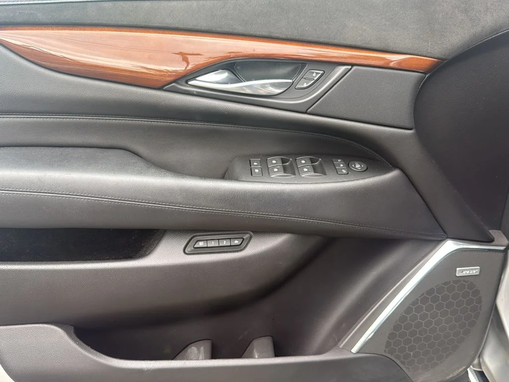 Used 2017 Silver Cadillac Premium image 33