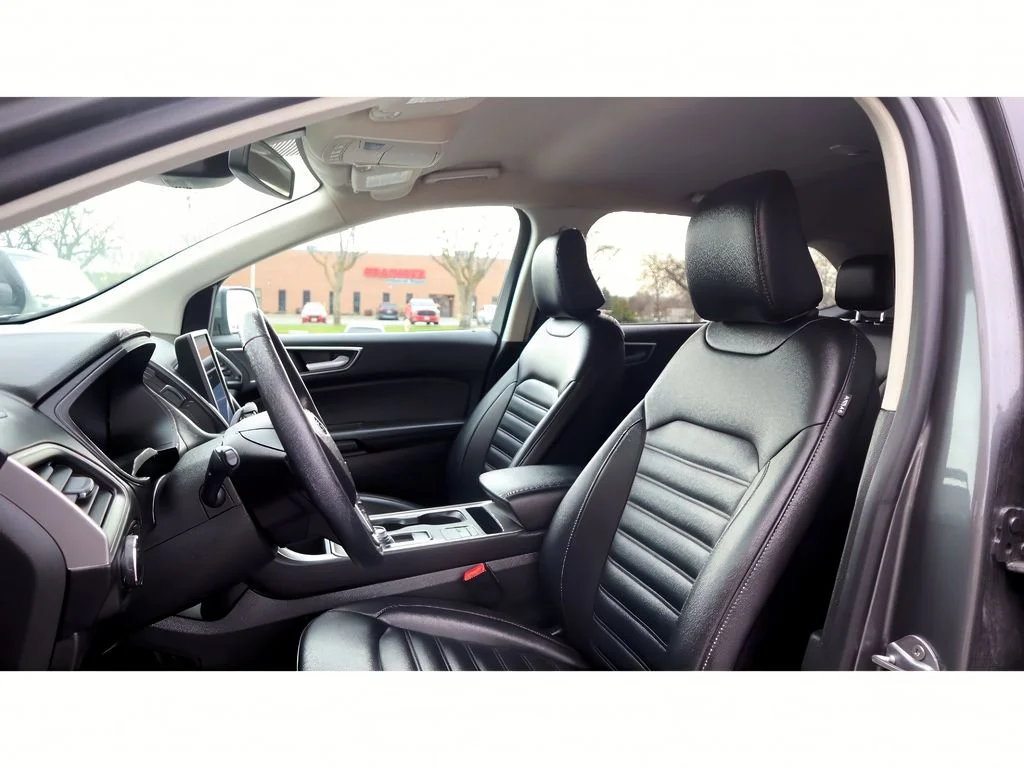 2024 Ford Edge SEL - Photo 12