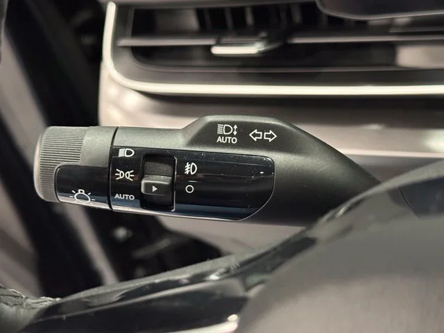 Used 2025  Kia SX image 18