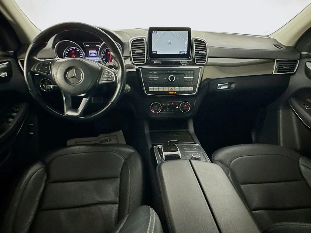 Used 2018 Gray Mercedes-Benz GLS 550 image 25