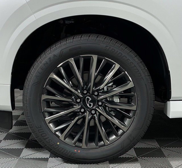 New 2027 White INFINITI Autograph 4WD image 10
