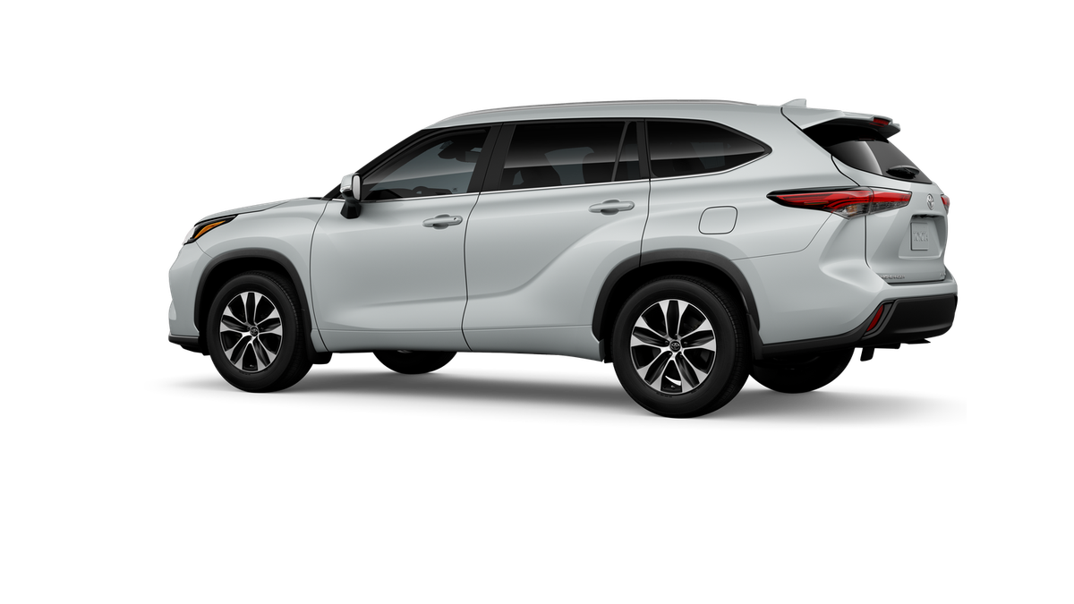 New 2026 Wind Chill Pearl Toyota XLE image 5
