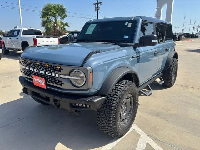 Used 2024 Gray Ford Badlands image 3