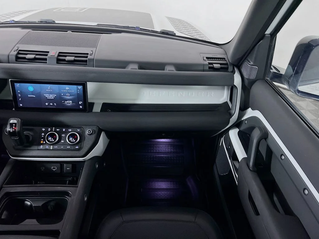2023 Land Rover Defender S - Photo 25