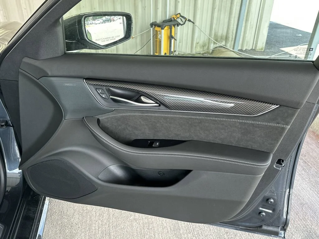 2026 Cadillac CT5 V-Series - Photo 33
