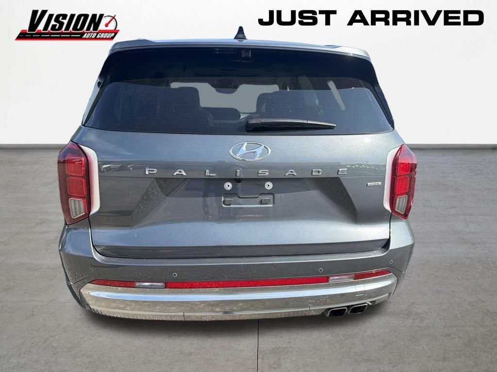 Used 2025 Gray Hyundai Calligraphy image 5