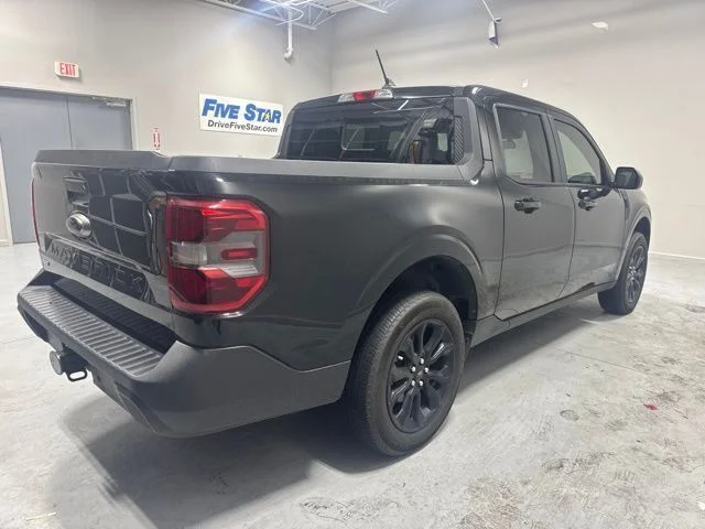 Used 2023 Black Ford Lariat image 5