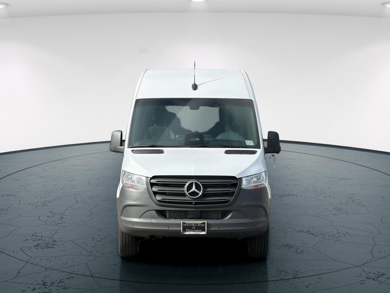 New 2026 Arctic White Mercedes-Benz 2500 High Roof SO Diesel 144 WB image 9