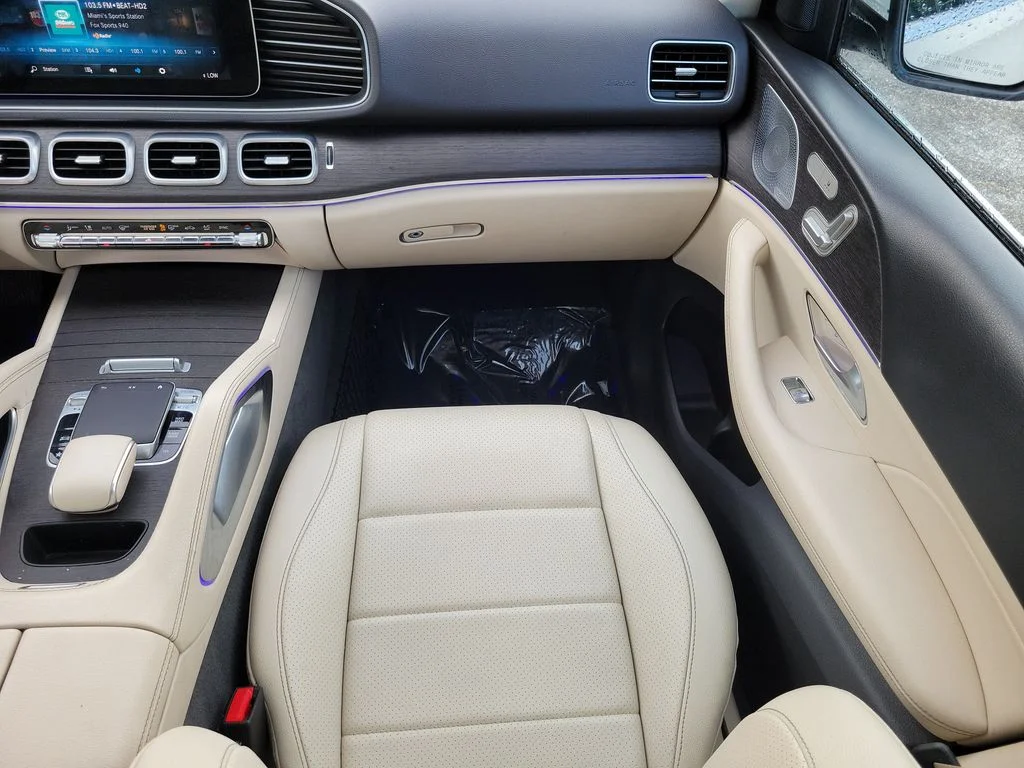 Used 2020 White Mercedes-Benz GLE 350 image 19