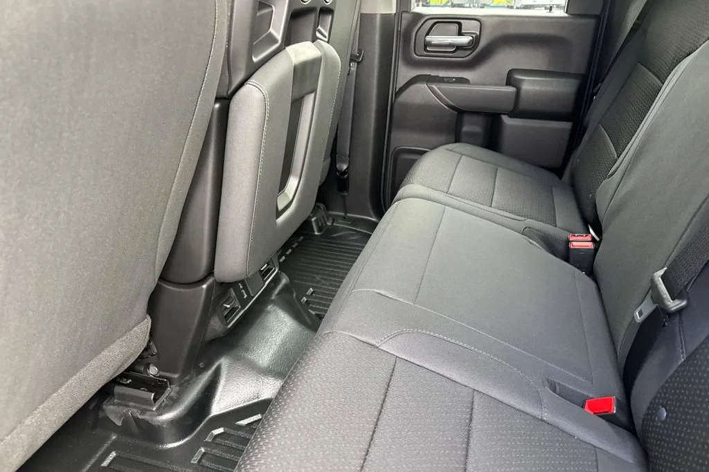 2026 GMC Sierra 2500HD Pro - Photo 9