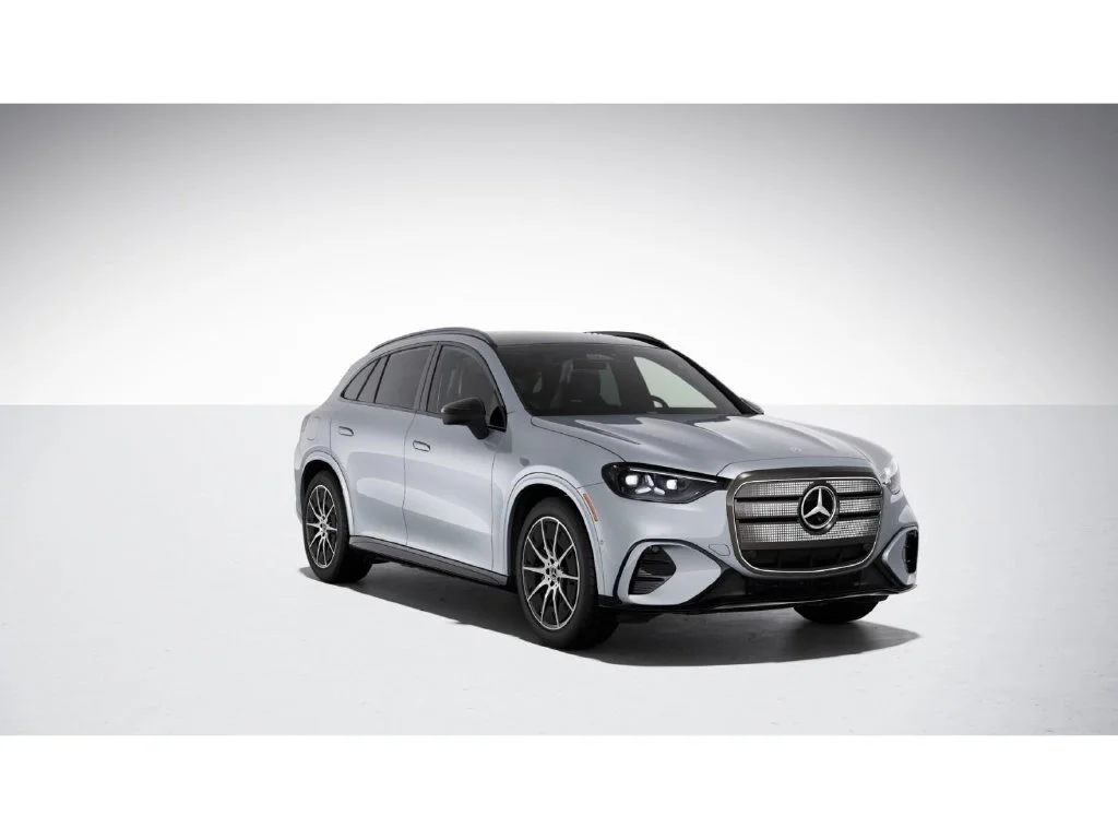 New 2027 Silver Mercedes-Benz GLC 400 image 10