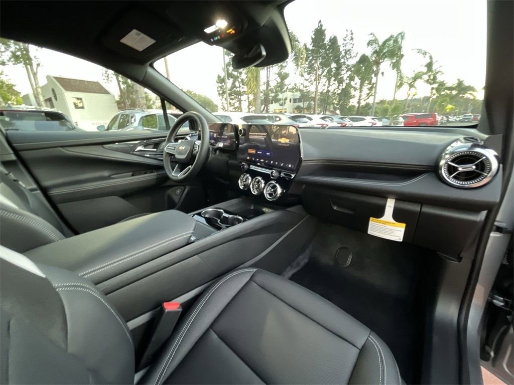 2026 Chevrolet Blazer EV LT - Photo 27
