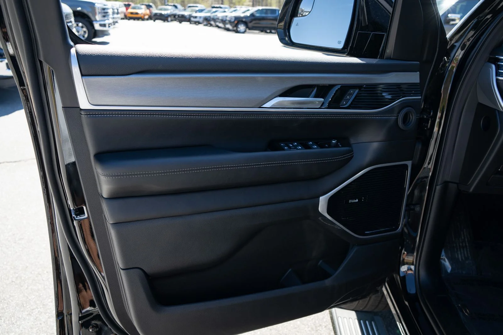 New 2026 Black Jeep Limited Reserve image 17