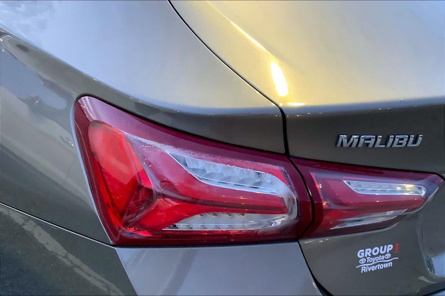 Used 2020 Stone Gray Metallic Chevrolet LT image 27