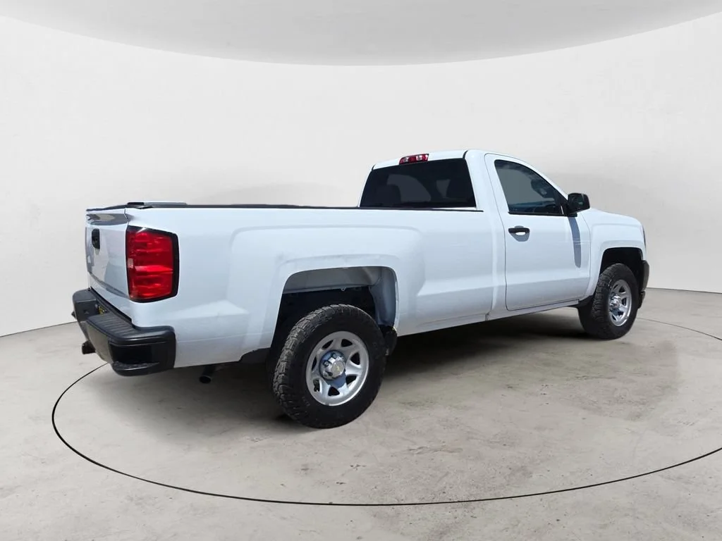 Used 2017 SUMMIT WHITE Chevrolet Work Truck image 5