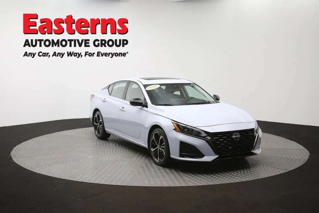 Used 2023 Gray Nissan 2.5 SR image 51