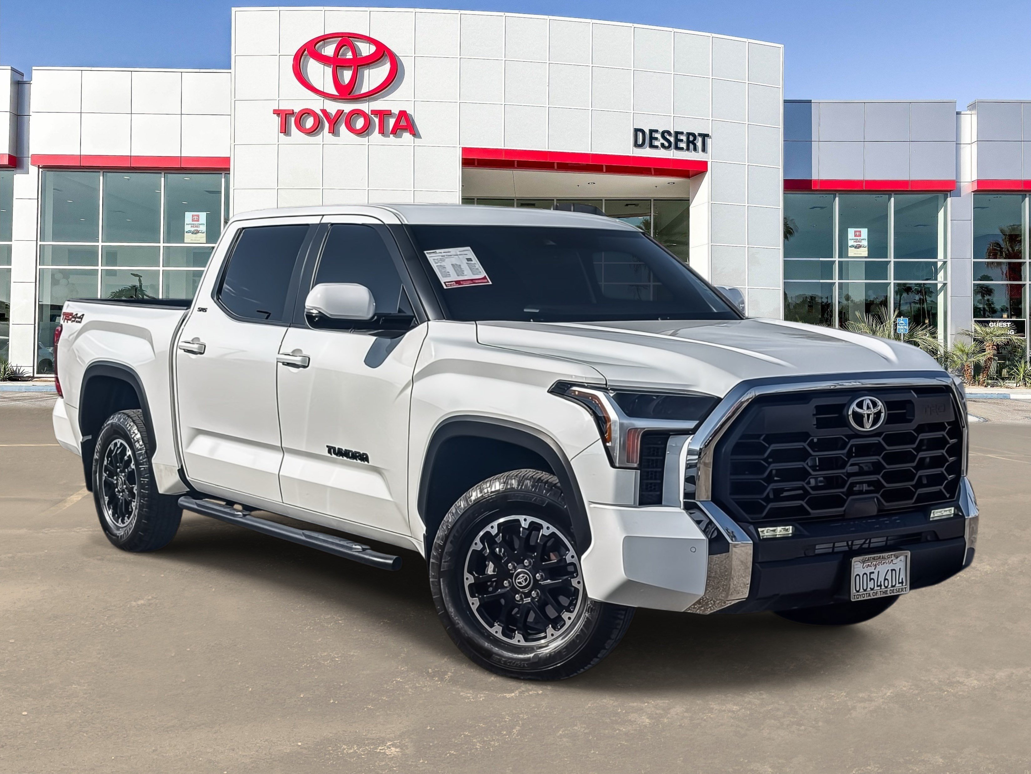 Used 2025 Ice Cap Toyota SR5 image 1