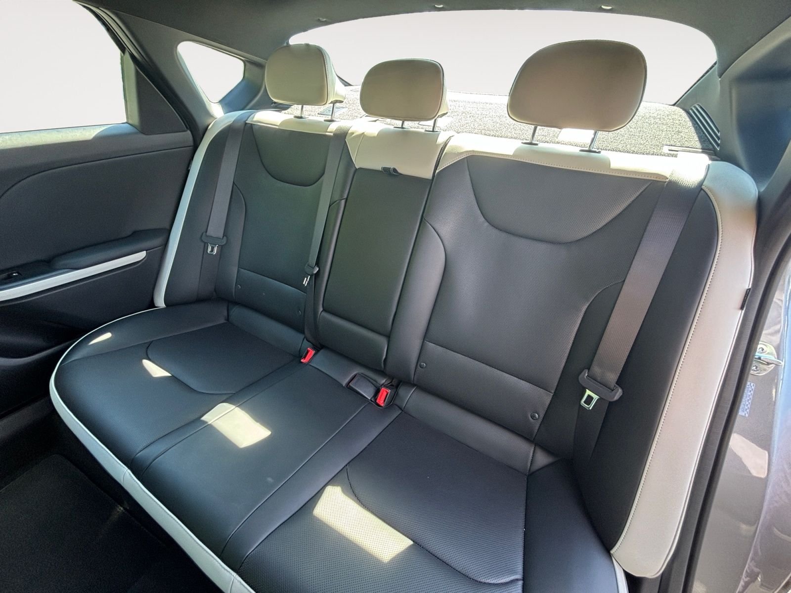 New 2026 Steel Gray Kia GT-Line image 13