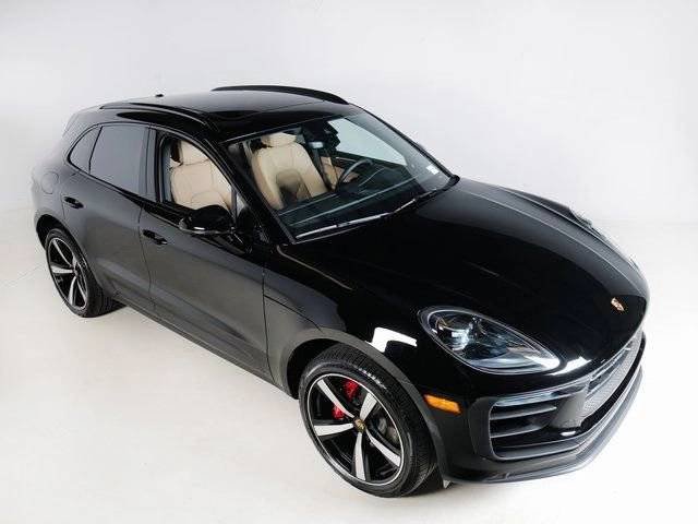 New 2026 Black Porsche S image 33