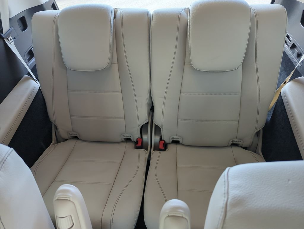Used 2021 White Mercedes-Benz GLS 450 image 31