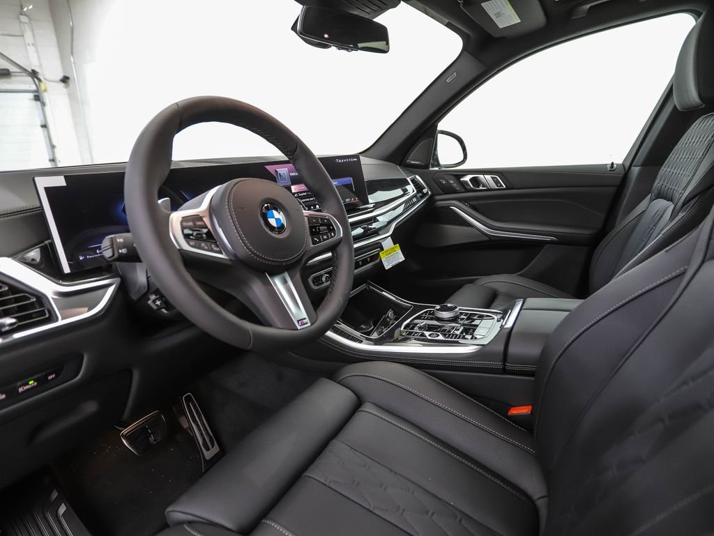 New 2026 Carbon Black Metallic BMW xDrive40i image 10