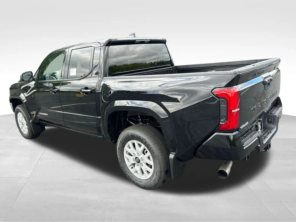 New 2026 Black Toyota SR5 image 3