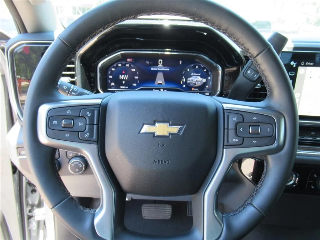 Used 2024 Gray Chevrolet LT image 21