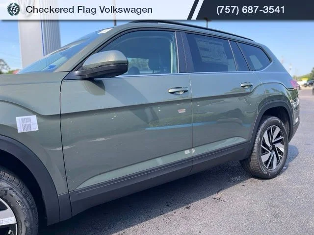 New 2026 Green Volkswagen 2.0T SE w/Technology image 3