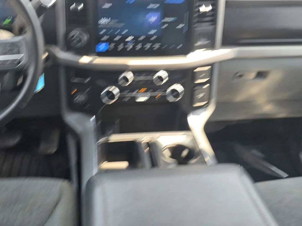 Used 2024 White Ford XLT image 17