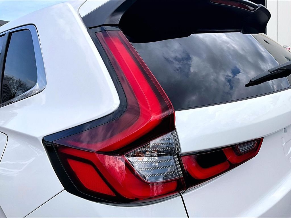 Used 2024 White Honda EX-L image 32