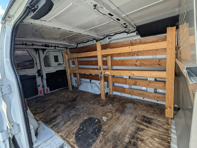 Used 2018 Oxford White Ford Base image 11