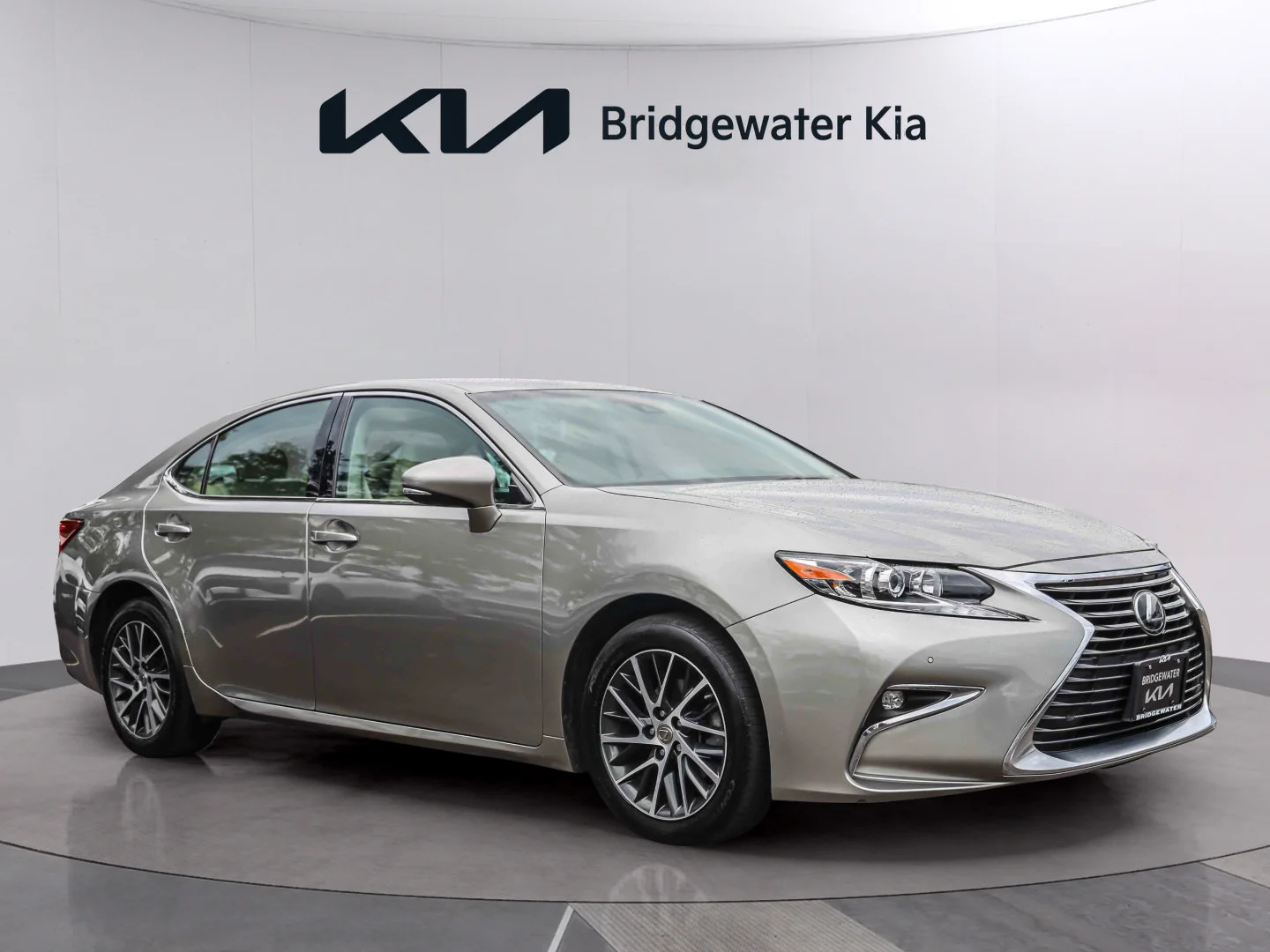 2017 Lexus ES